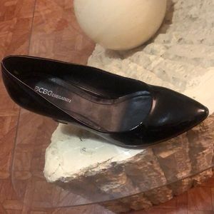 BCBGeneration. Ladies black patent shoes s…